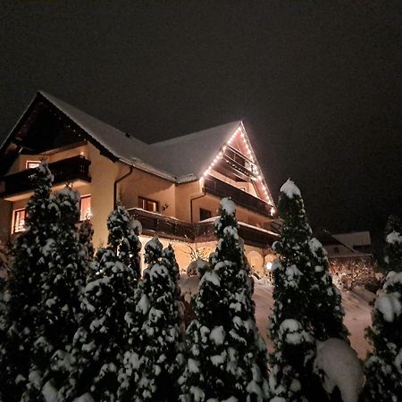 Pension Bergblick Marienberg Bagian luar foto