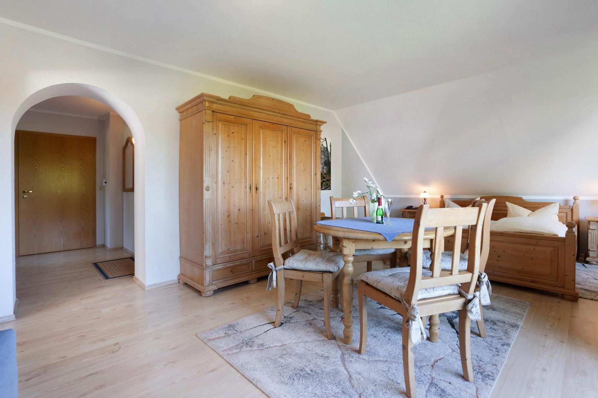 Pension Bergblick Marienberg Bagian luar foto