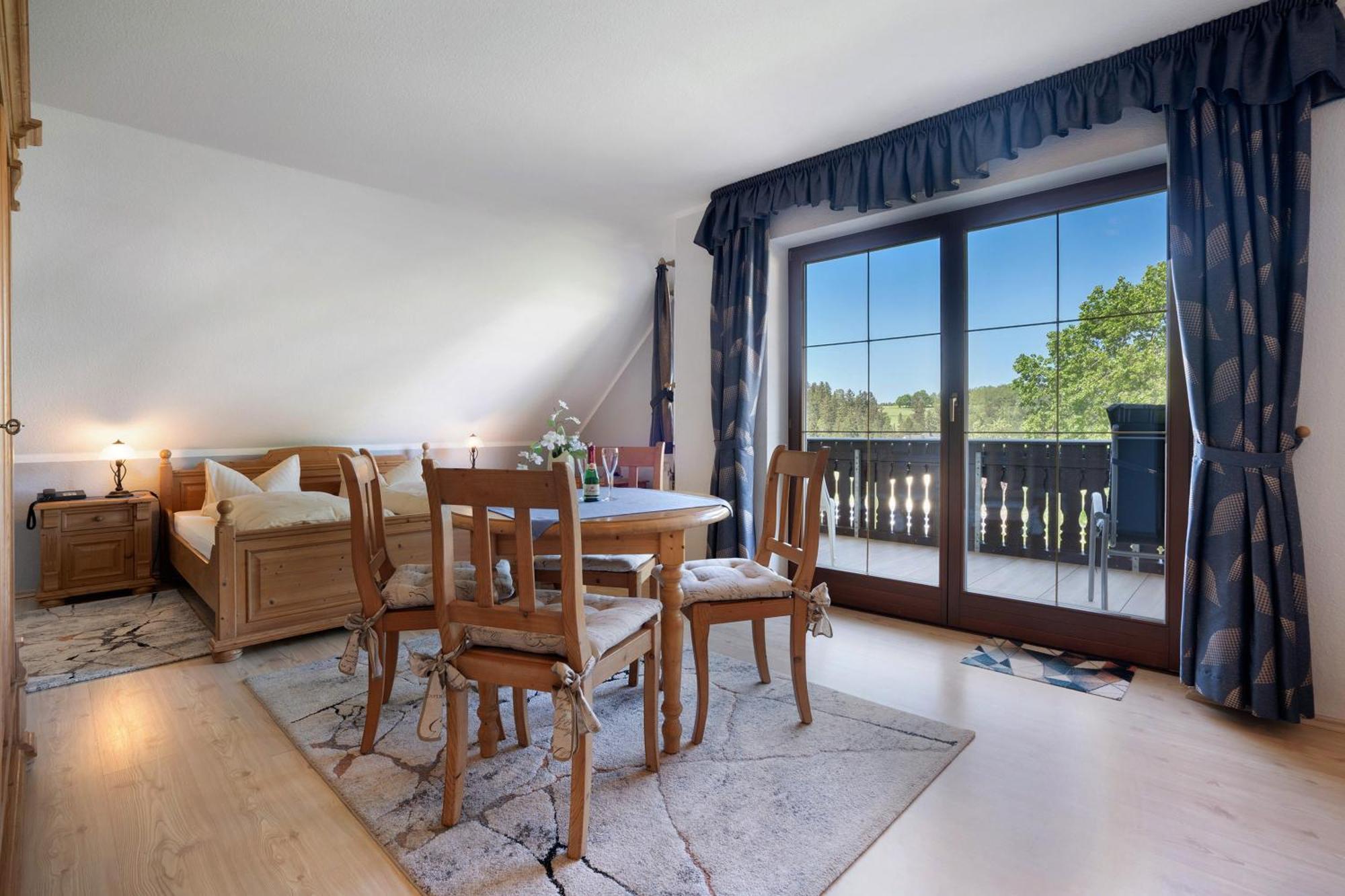 Pension Bergblick Marienberg Bagian luar foto